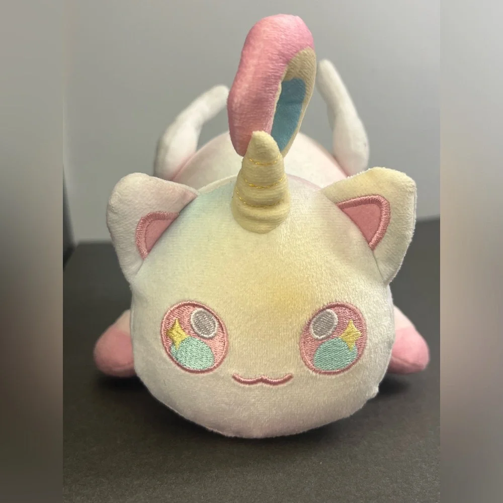 CatFace- Rainbow Cat Unicorn Figure,‎ Pre- Owned